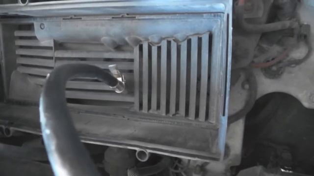 VW CADDY.ЗАМЕНА ВОЗДУШНОГО ФИЛЬТРА