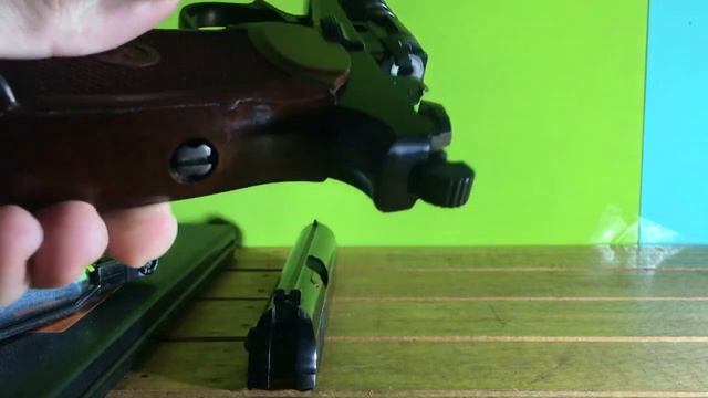 Гражданское оружие! Пневматический пистолет МР654к , обзор , внешний тюнинг.mp4 смотреть онлайн