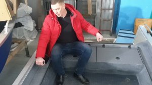 Лодка Бриз. Ручка в Т-паз