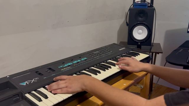 Ensoniq Hits Different смотреть онлайн