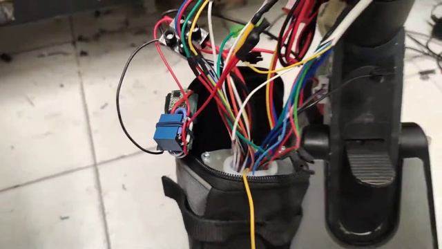 Segway Ninebot Universal Controller Replacement + Ignition RF Remote Controller смотреть онлайн