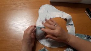 Обработка фигурной горловины подкройной обтачкой. Пошаговый МК (1).mp4