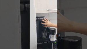 Review Espressor automat KRUPS Arabica Latte EA819N10