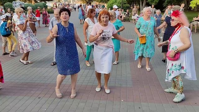18.08.21 - Танцы на Приморском бульваре - Севастополь - Сергей Соков