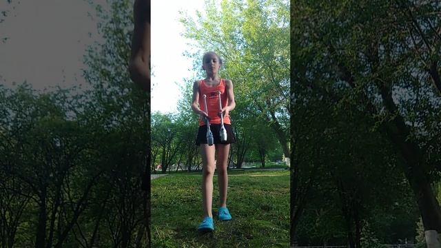 Учимся мастерство в вертолет с булавами!