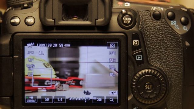 EOS 70D Movie Servo AF System смотреть онлайн