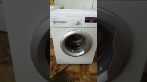 Стиральная машина Midea MV-WMF712G