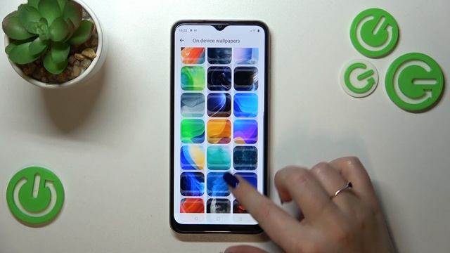 REALME C33  - How To Change Wallpaper