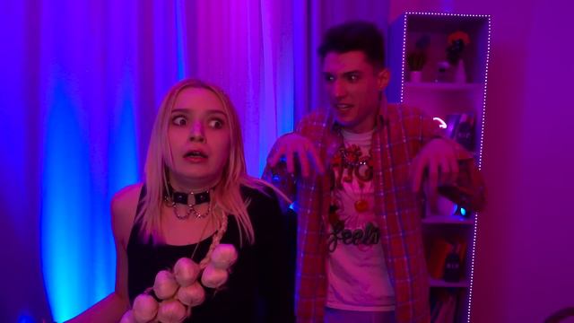 Мой Отчим - Вампир! Папа vs Отчим смотреть онлайн