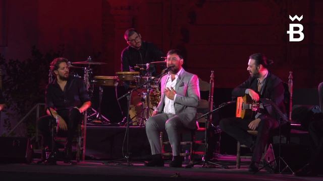 JOSÉ VALENCIA REIVINDICA LA POESÍA GITANA CON EL ESTRENO DE "BASHAVEL" смотреть онлайн