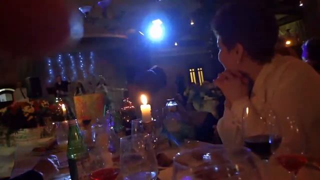 Песни и пляски на юбилее у мамы