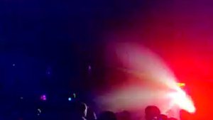 DJ S3RL - Pretty Rave Girl @ neverland 15/12/2007