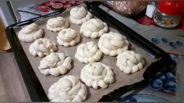 Мама печет и жарит//Наши будни смотреть онлайн