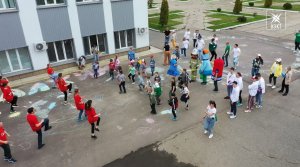 Экологи планеты – защитники Земли. На «ВМУ» провели экологический праздник для детей