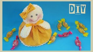 "Пряничная девочка" - подарок с конфетами своими руками