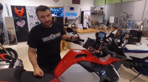 Навигатор или смартфон? Плюсы и минусы навигационных устройств для мотоцикла