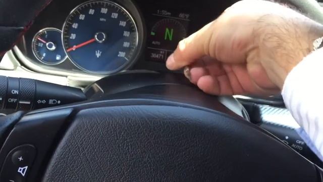 Changing the Steering wheel on a Maserati Gran Turismo with F-1 Transmission смотреть онлайн