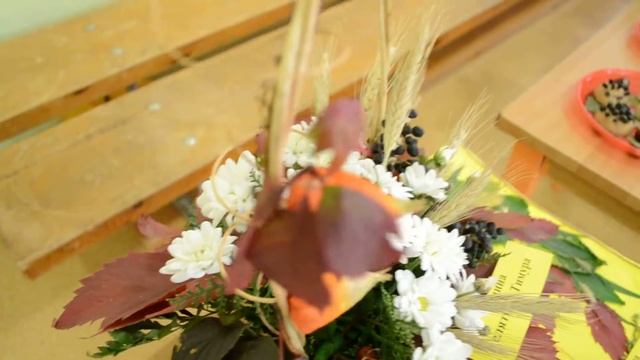 Красивая корзина с цветами Поделка на конкурс для родителей и детей