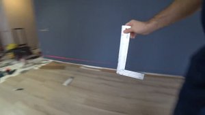 КАК НЕ НАДО УКЛАДЫВАТЬ ЛАМИНАТ с плиткой гексагон. (Ошибки укладки ламината).