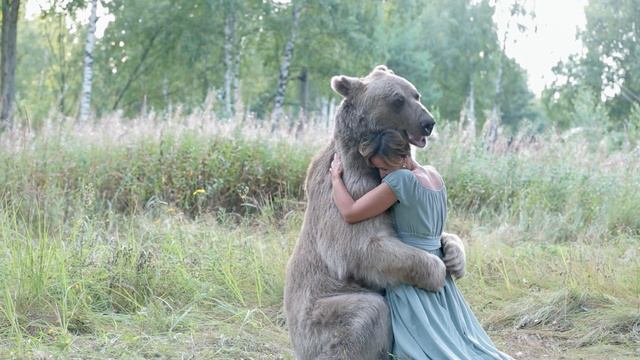 Людмила, Даша и медведь Степан