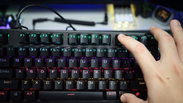 Thunderobot KG3089 Gaming Mechanical Keyboard Review | Samuel Tan смотреть онлайн
