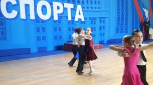 Квикстэп. Бальные танцы. Дети1