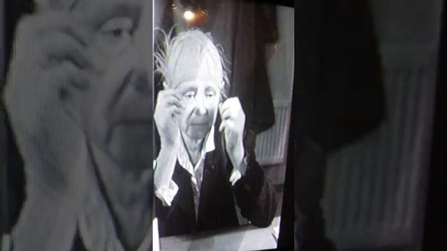 Гоголь играет Нейолова Акакия Акакиевича смотреть онлайн