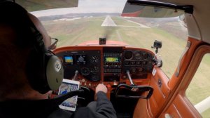 Cessna 172 NEW PANEL! - Private Pilot Landing Practice