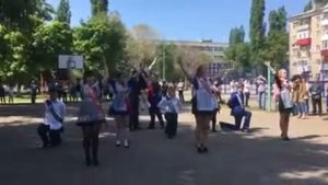 ШКОЛЬНЫЙ ВЫПУСКНОЙ ВАЛЬС