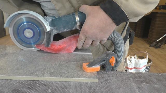 Пилим плитку без пыли! Готовый пылеотвод для прямого реза! смотреть онлайн