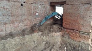 Аренда, миниэкскаватора,минитрактора в Санкт-Петербурге цена, работа экскаватора с гидромолотом