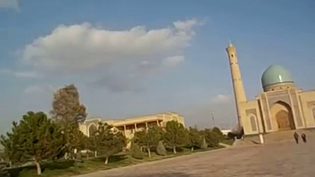 Uzbekistan Tashkent Khast Imom Vistas desde la plaza Barakhon madrasa 2015 смотреть онлайн