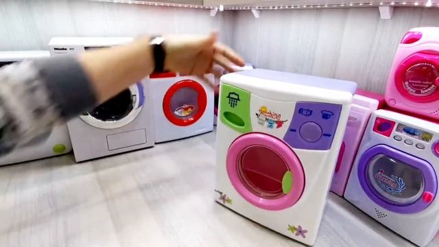 Стираем в детской стиральной машинке с водой! смотреть онлайн