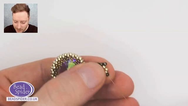 How to make an easy beaded necklace with spiral crystal pendant using seed beads смотреть онлайн