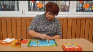 Нетрадиционное рисование. Рисование осенних деревьев ватными палочками.