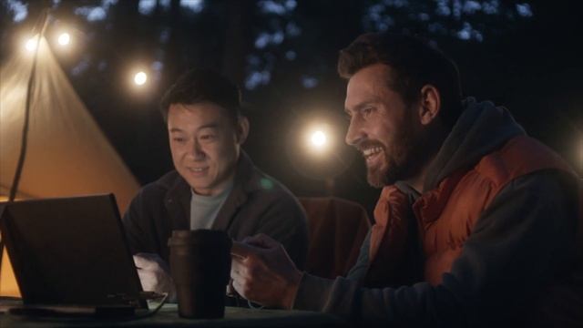 ARZOPA 161 144Hz Portable Gaming Monitor 100 sRGB 1080P FHD Kickstand Portable Monitor wit смотреть онлайн