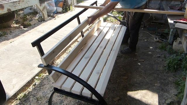 A BENCH WITH YOUR OWN HANDS. смотреть онлайн