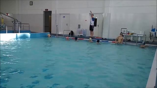 Schwimmkurse für Kinder in Minsk Обучение плаванию детей в Минске с Алексеем Скалозубом смотреть онлайн