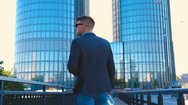 Нострадамус назвал 3 знака зодиака, на которых в феврале свалится неожиданное богатство смотреть онлайн