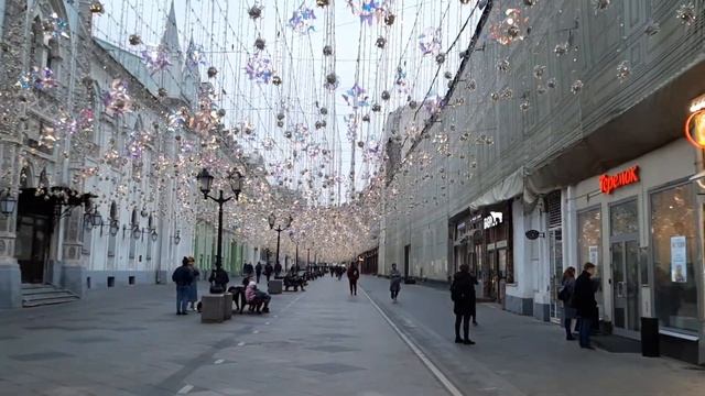 Достопримечательности Москва Никольская улица доступна а все что на ней нет