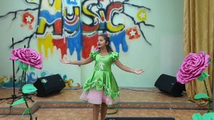 № 38. Марьяна Андриенко,10 лет.Песня "Мир волшебных цветов"