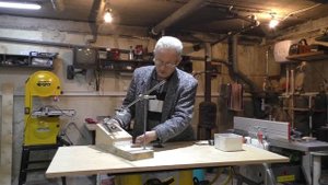 Как сделать точилку для ножей своими руками /  how to make a sharpener for knives