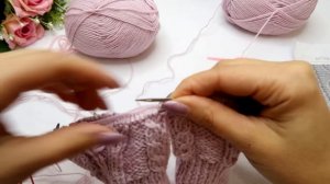 Двойные варежки спицами Анатомический палец Узор листья