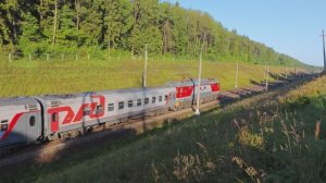 Электровоз ЭП2К-233 с поездом №294 Анапа-Мурманск