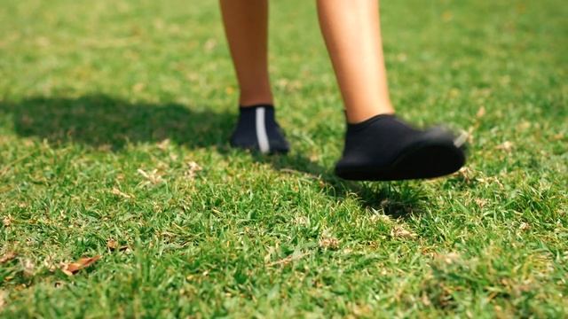 Плавательные тапочки | Happy Baby смотреть онлайн