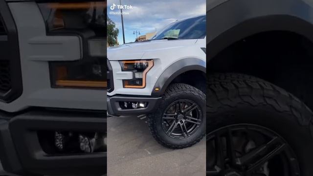 Ford Raptor VS Ram TRX