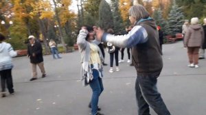 За белыми метелями!!!💃🌹Танцы в парке Горького!!!💃🌹Харьков 2021