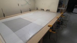 Фрезерую фасады и клею шпон.