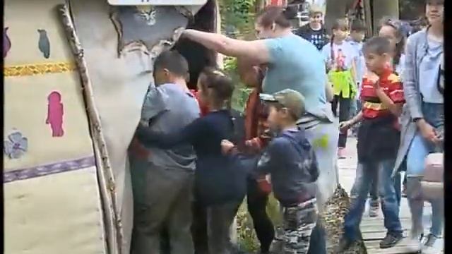 Маленькие удэгейцы побывали на экскурсии в музее коренных народов Приморья смотреть онлайн