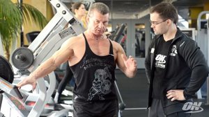 Александр Яшанькин и Артем Диянов тренировка груди (при травме плеч) ч1